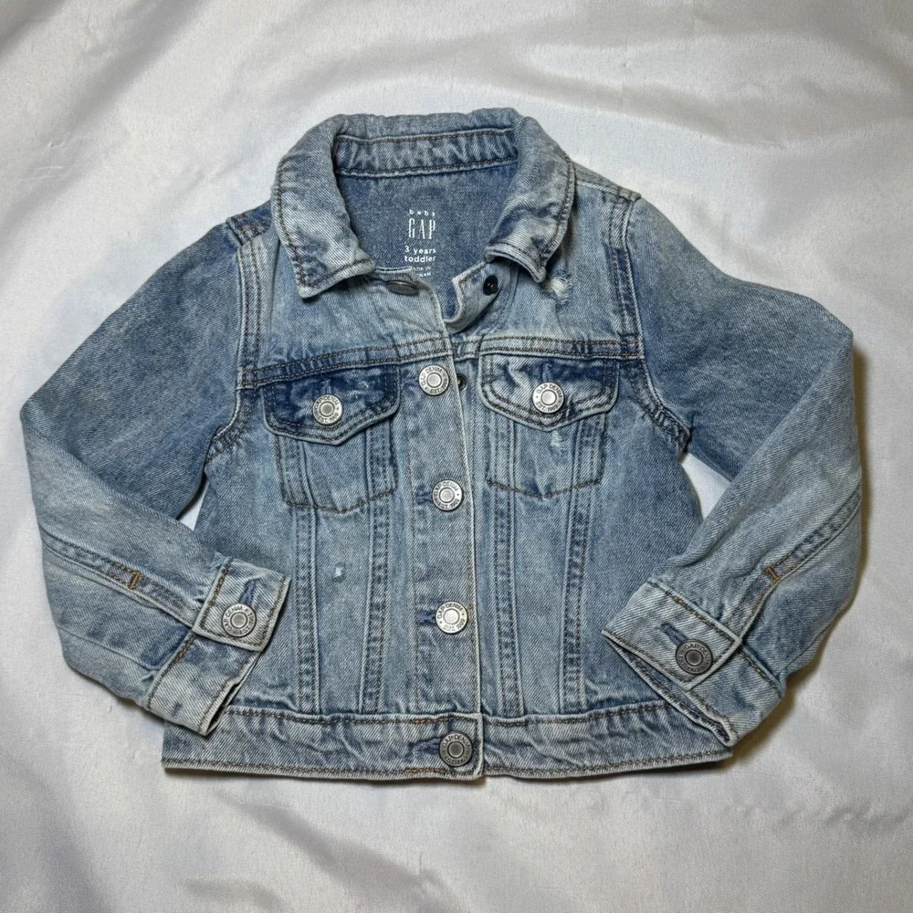 Baby Gap Toddler Denim Jacket Light Wash Distressed Size 3 Years Old‎ 3T